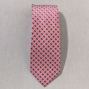 No Name silk tie